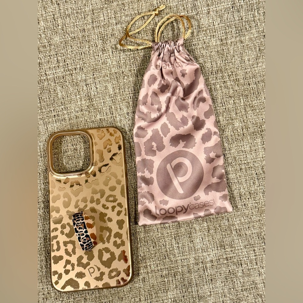 Loopy Case Gold Leopard Print I-Phone 14 Pro Max Case